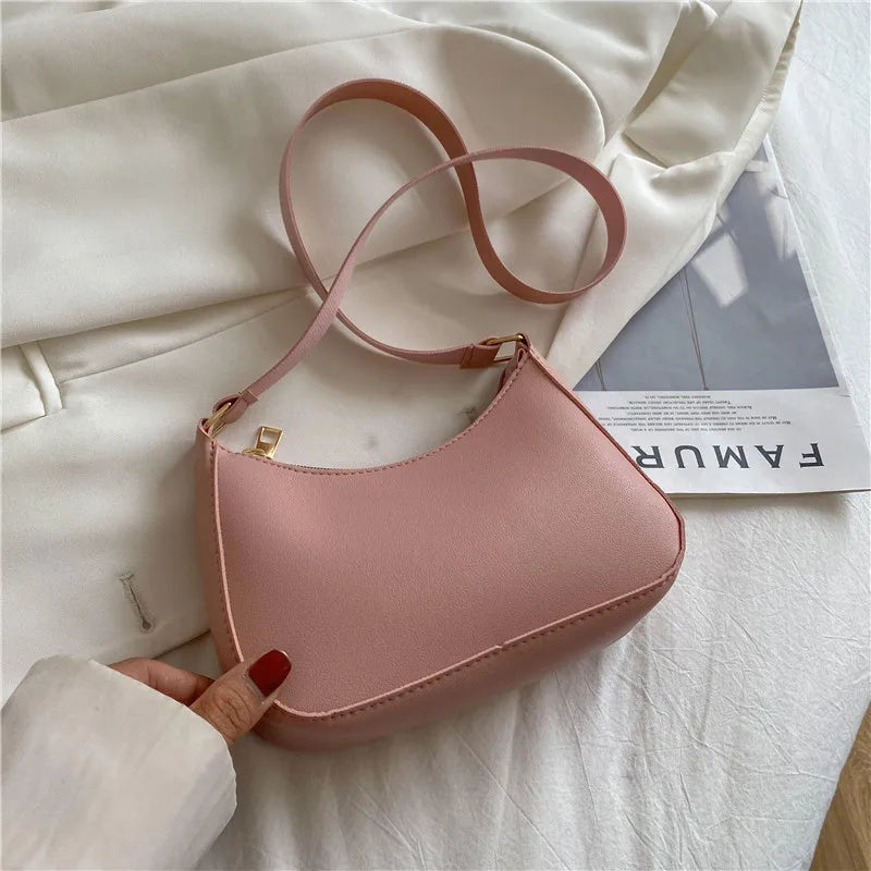 Women’s Luxury Vintage Shoulder Baguette Bag In Smooth Leather Finish