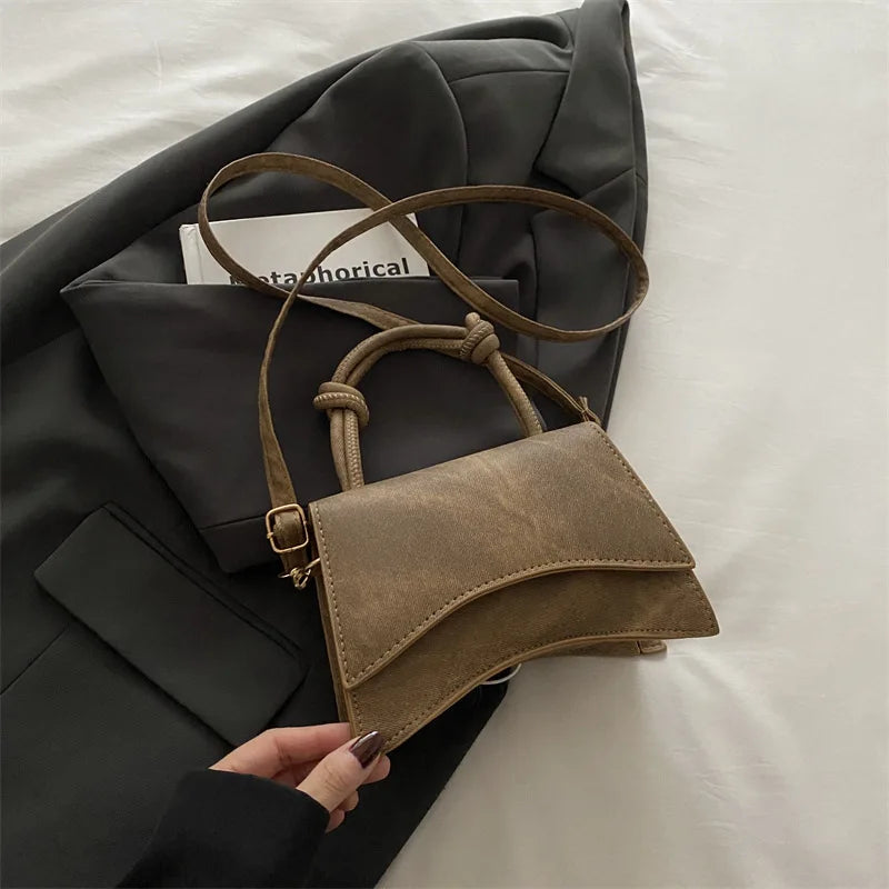 Women’s Fashionable Small Shoulder Bag Solid Color Trendy Crossbody