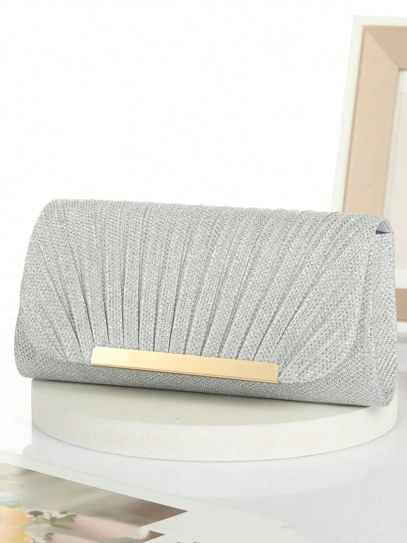 Women’s Metal Evening Bag – Envelope-Shaped Baguette Handbag for Party & Wedding Events