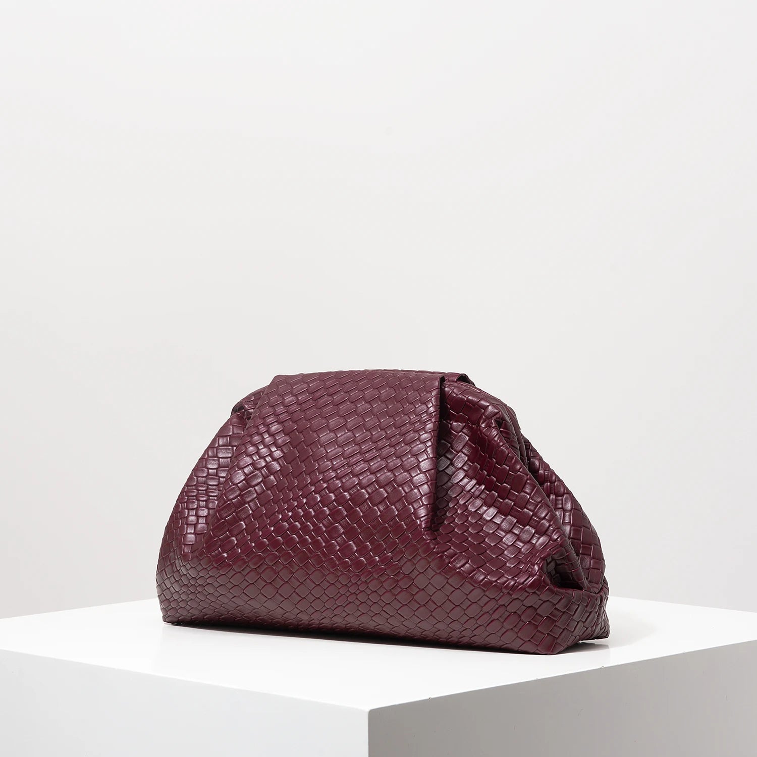 Women’s Woven Pattern Clutch Bag – Burgundy Vintage Design